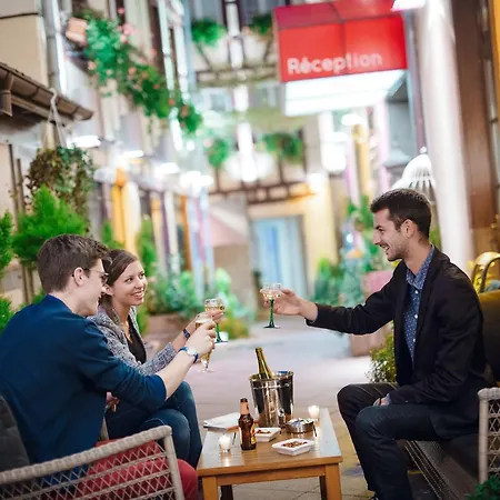 宝库尔酒店